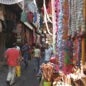 a narrow street near mısır �arşısı
