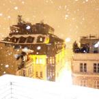 Good evening, snowy Istanbul