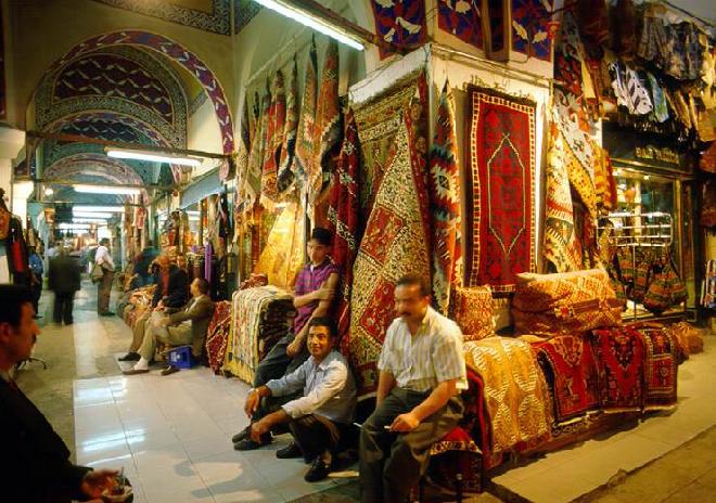[Image: kapalicarsi,carpetstore_1.jpg]